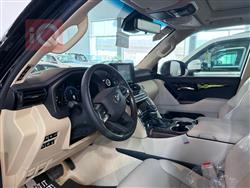 تۆیۆتا لاند کروزەر